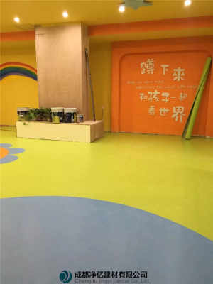疊彩區幼兒園專用塑膠地板廠家直銷價格引關注，優質服務歡迎咨詢